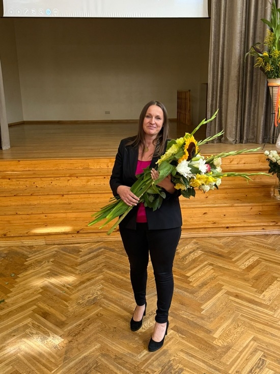 1.Smārdes pamatskolas direktore Vivita Ponciusa