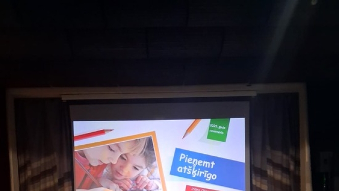 Konference izglītības iestāžu atbalsta personālam, pedagogiem un vecākiem Tukuma pilsētas Kultūras namā.